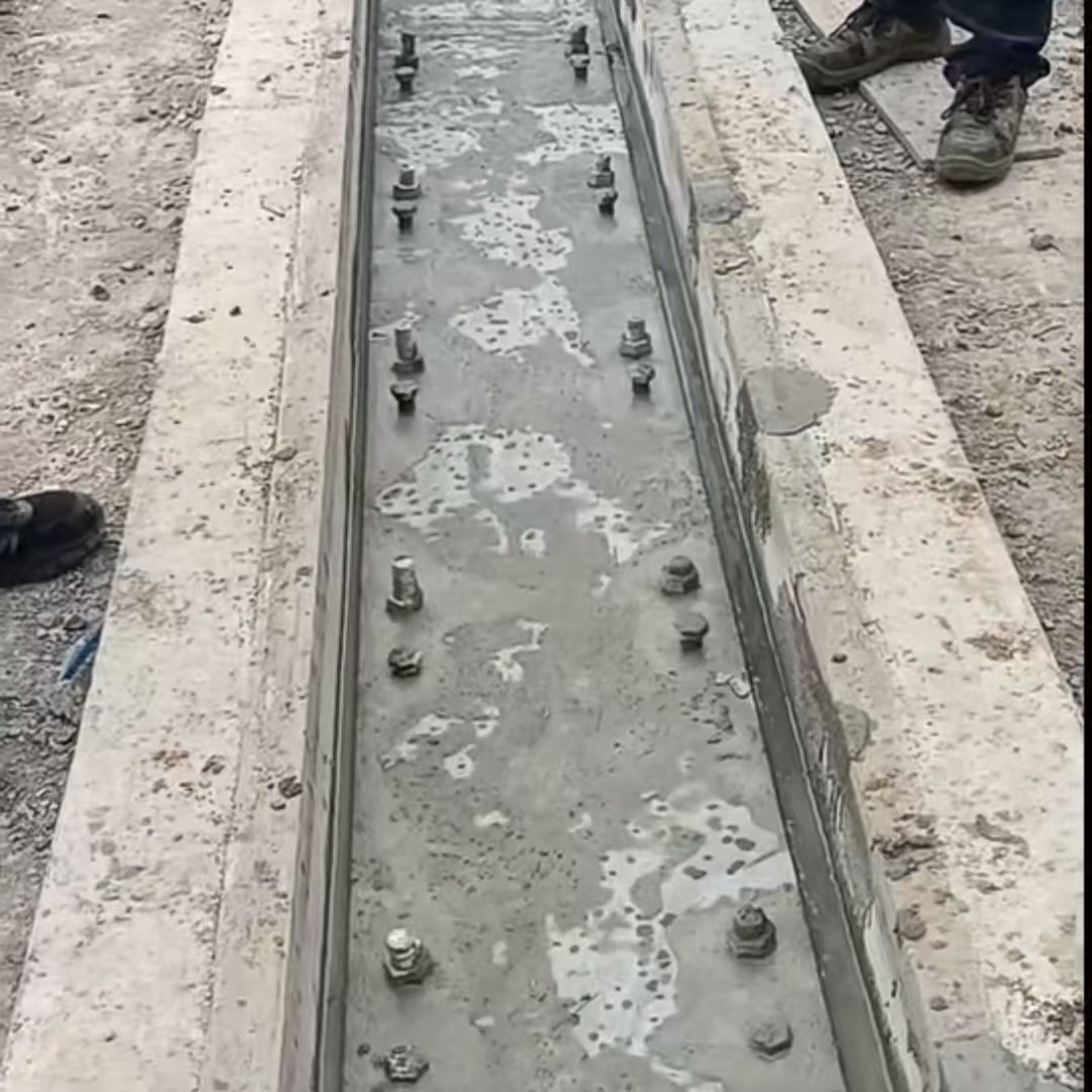路桥环氧树脂轨道胶泥是什么？用在哪里？